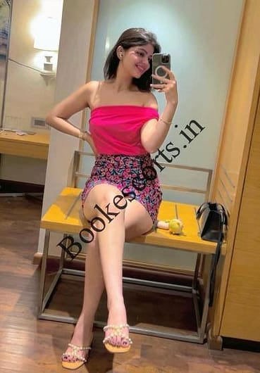 Book a lusty night with fantastic Russian escort near Khurai, Sagar