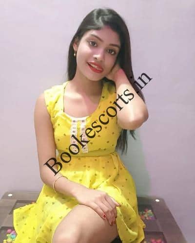 Sofiya a real and genuine call girl in Dabra, Gwalior